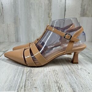 New WOMEN'S Journee Collection Jazlynn Low Heel Pumps in Tan Patent #858